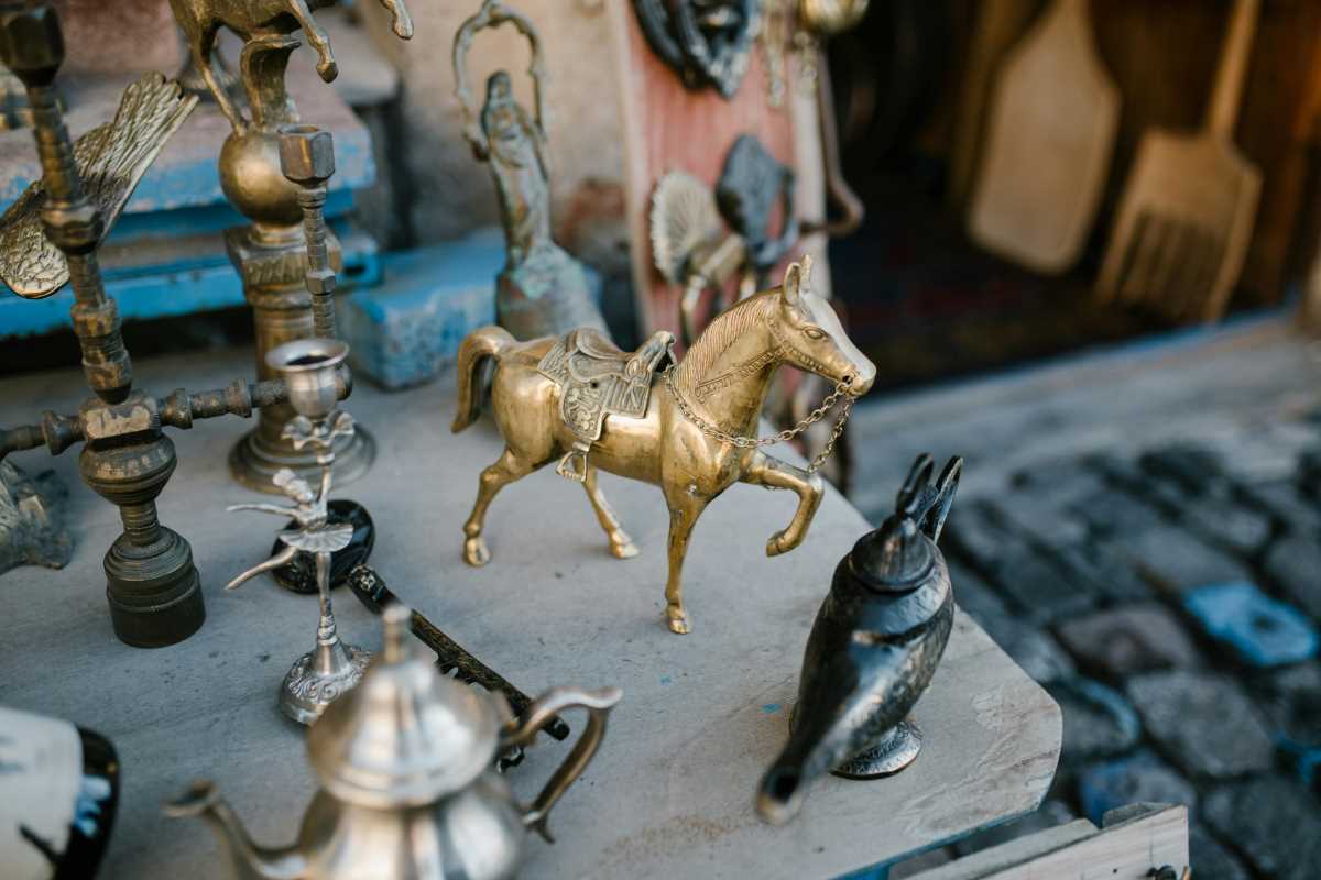 5 Strategies for Picking Ethical Souvenirs that Empower Artisan Communities